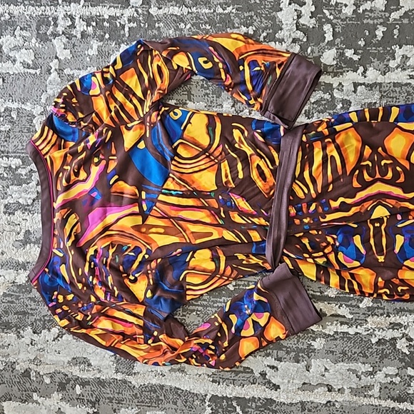 Tamsen silk/modal blend printed quarter button down belted dress - Picture 8 of 11